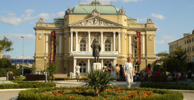 Krv iz Gaze na riječkim daskama